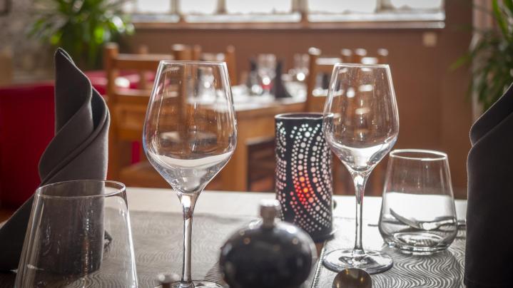 Profitez des talents de sommelier de la femme du chef.